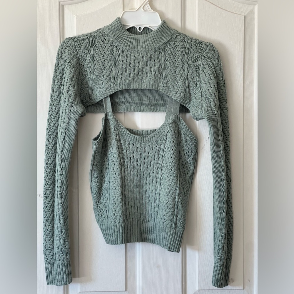 Small Green 2 piece Top
